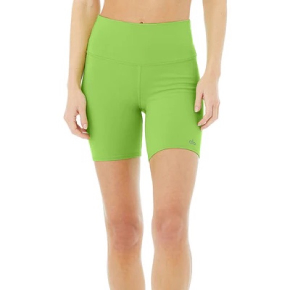 Apple Green Alo Yoga Set